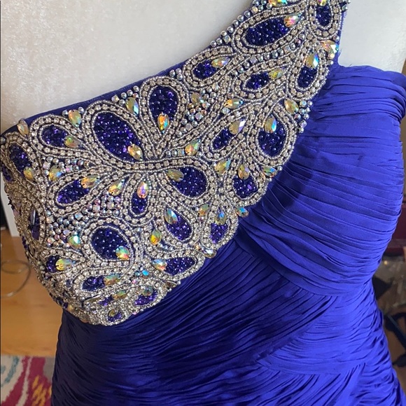 Ruffled Embellished Evening Prom Gown Dulcci Vetan - Picture 15 of 15